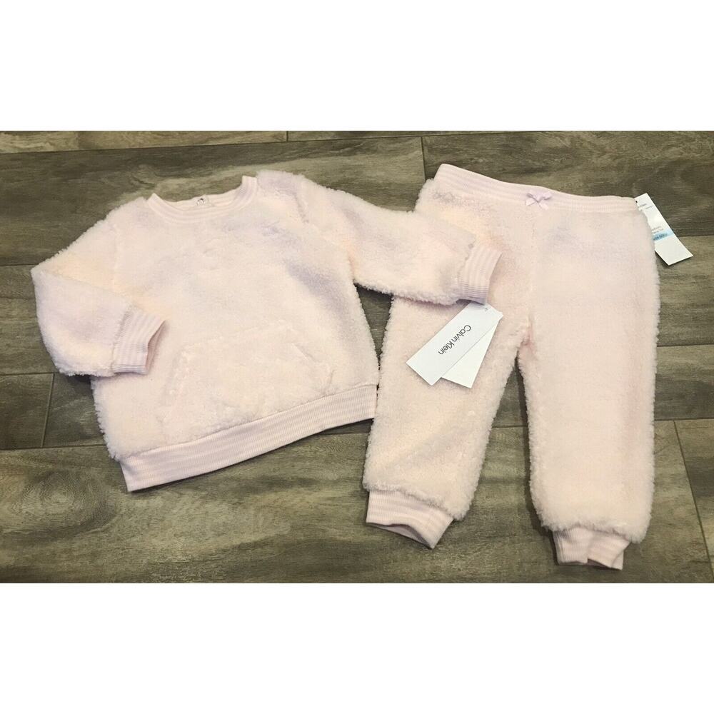 NEW Calvin Klein Baby Girls 6-9M 2 Piece Fuzzy Baby PINK Sweater/Pants Set
